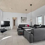 別荘 7 Bedroom Gorgeous In
