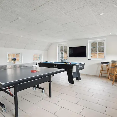 7 Bedroom Gorgeous In Ulfborg Holiday home Oby