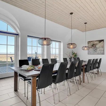 7 Bedroom Gorgeous In Ulfborg