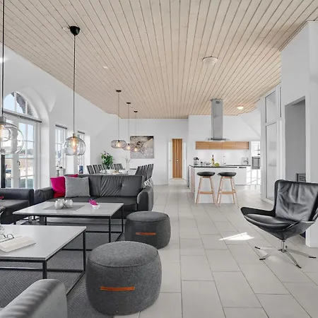 7 Bedroom Gorgeous In Ulfborg *