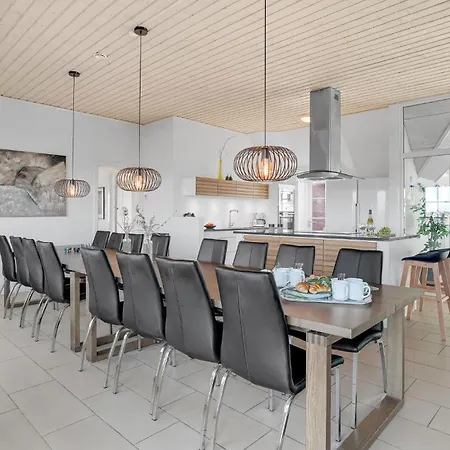 度假居 7 Bedroom Gorgeous In Ulfborg