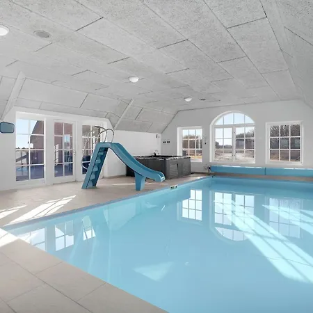 Holiday home Luxurious In With Sauna *