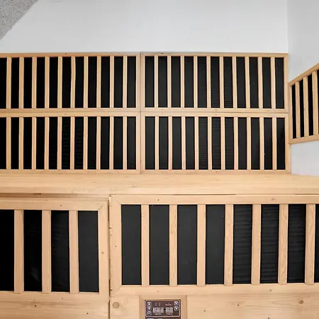 Luxurious In With Sauna *