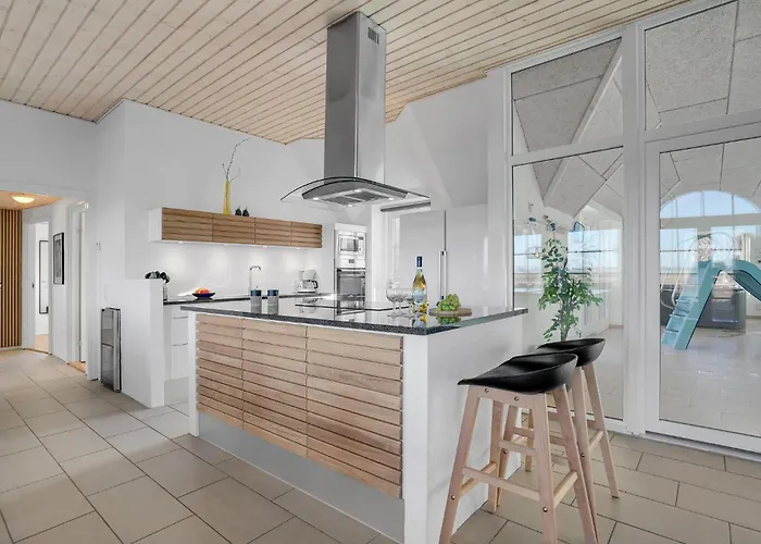 7 Bedroom Gorgeous In * Ulfborg