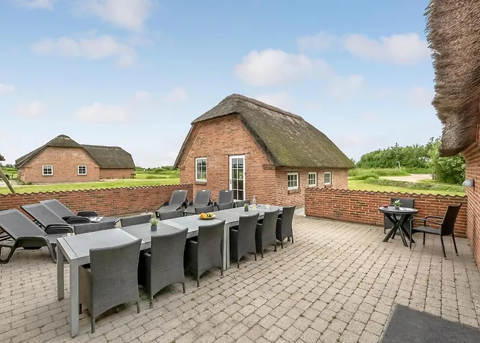 Ferienhaus 7 Bedroom Gorgeous In Ulfborg