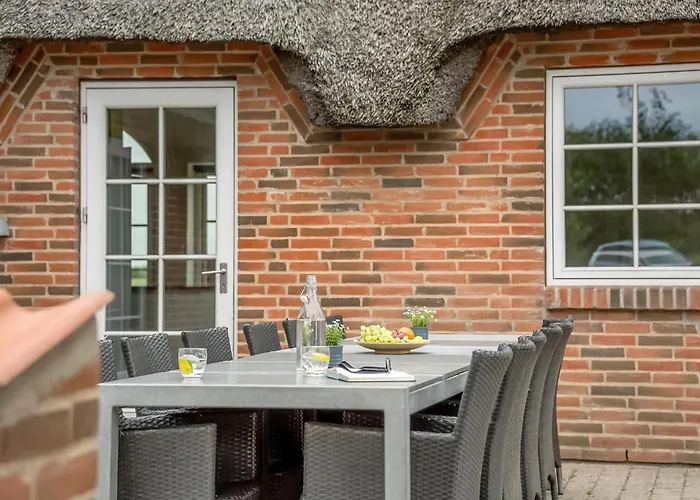 Ferienhaus 7 Bedroom Gorgeous In Ulfborg